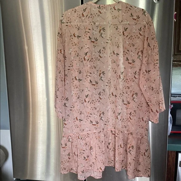 Charlie Paige Pink Floral Swim Coverup - Picture 4 of 6